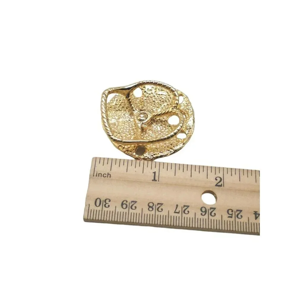 Sand Dollar Hammered Scarf Clip Gold Tone Vintage